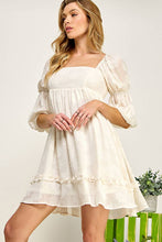 Load image into Gallery viewer, Evelyn Textured Peasant Sleeve Dress