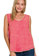 Load image into Gallery viewer, Vivi Frayed Linen Top in Magenta
