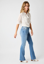 Load image into Gallery viewer, Lea Mid Rise Vintage Bootcut Jean
