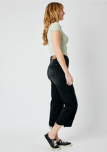 Load image into Gallery viewer, Amira Wide Leg Crop Jeans
