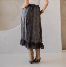 Load image into Gallery viewer, Crystal Embroidered Maxi Skirt With Side Pockets
