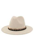 Load image into Gallery viewer, Maria Chain Belted Hat
