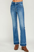 Load image into Gallery viewer, Mid Rise Ankle Detail Medium Wash Cropped Flare - 31&quot; Inseam
