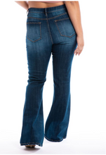 Load image into Gallery viewer, Every Day Mid Rise Flare Jeans (Regular, Petite, &amp; Plus)
